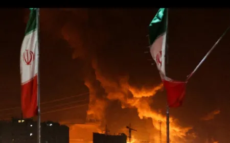 القناة 14 الإسرائيلية عن مصدر إسرائيلي رفيع: هذه ضربة ساحقة لبرنامج إيران النووي وهناك تدمير واسع النطاق لكل المواقع النووية