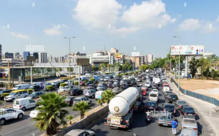 حركة المرور كثيفة على أوتوستراد الناعمة باتجاه خلدة وأنفاق المطار ومن عاليه بإتجاه الكحالة