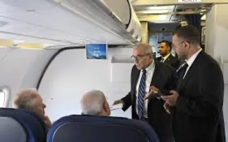 طائرة رئيس الحكومة نواف سلام تهبط في البحرين عقب تحويل مسارها اثر اغلاق المجال الجوي القطري جراء القصف الايراني على القواعد الأميركية