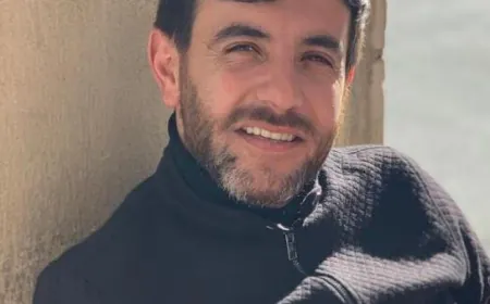 الشهيد حسن محمد حمودي جمعة ابن بنت جبيل والذي استهدف بالغارة على  سيارة في بلدة كونين