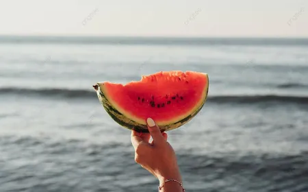 عند تناول البطيخ.. "خطأ شائع" يمكن أن يسبب التسمّم