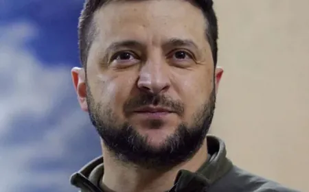 زيلنسكي‬⁩: الأوكرانيون عاشوا حالة من الذعر الليلة الماضية نتيجة هجوم روسي مركب بـ477مسيرة و60 صاروخاً