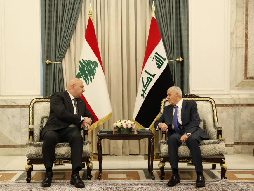 الرئيس عون يلتقي الرئيس العراقي عبد اللطيف رشيد في القصر الرئاسي في بغداد