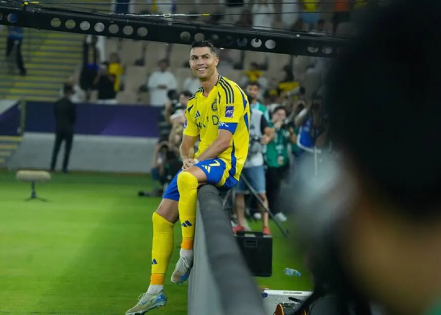 رونالدو يجدد عقده مع النصر