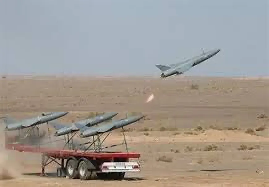 الجيش الإيراني يعلن استخدام مسيرات "آرش" في الهجمات على إسرائيل