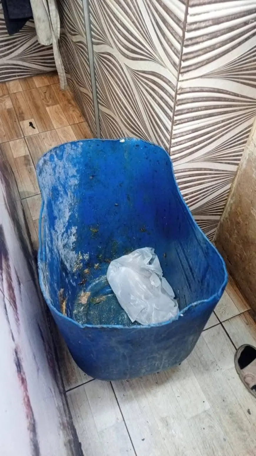 حملة تفتيش في الميناء تشمل الملاحم ومحلات الدجاج والسمك