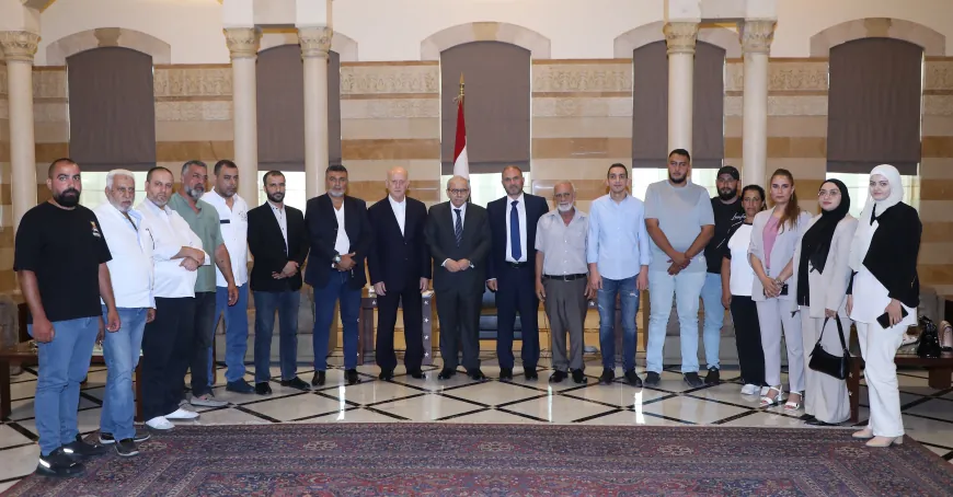 سلام يترأس اجتماعًا للخصخصة ويؤكد التوجّه نحو الاستثمار… ووفد ضحايا زوارق الموت يطالب بالعدالة