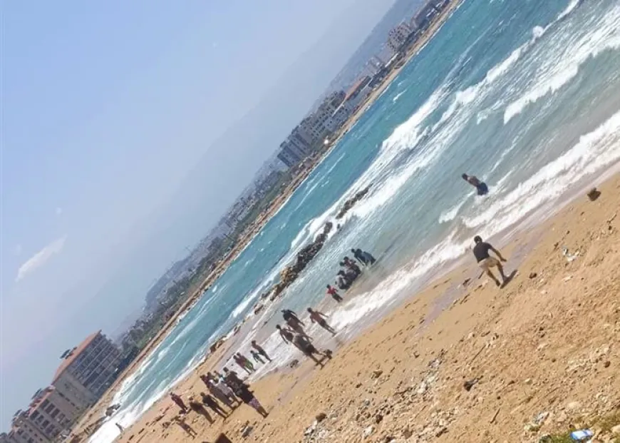 حادثة مأساوية في طرابلس: توفّي بعد إنقاذ أولاده من الغرق