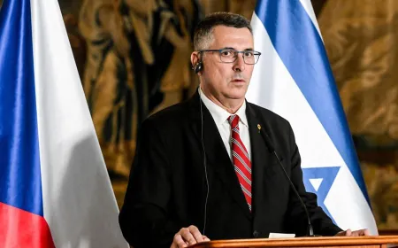 وزير الخارجية الاسرائيلي: حان الوقت لإعادة تفعيل العقوبات الأوروبية على ايران