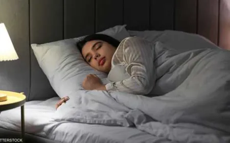 طبيب يكشف تأثير برودة الشتاء على نوم