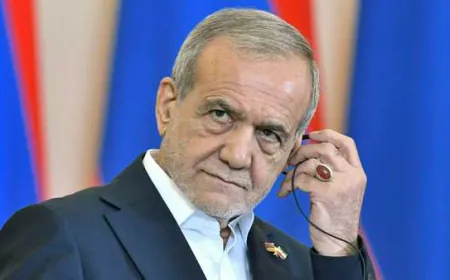 الرئيس الإيراني: نواجه حربا شاملة مع أميركا وإسرائيل وأوروبا