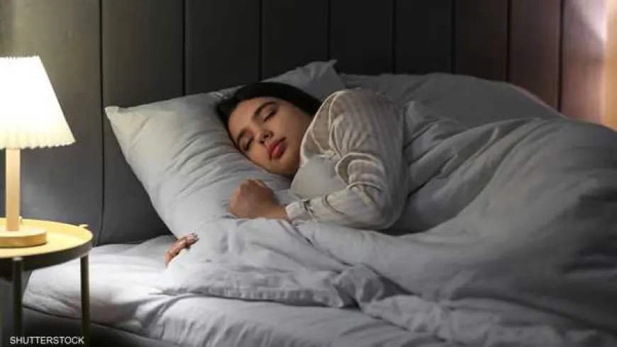 طبيب يكشف تأثير برودة الشتاء على نوم