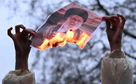 ترمب: ندرس «خيارات قوية جداً» بشأن إيران