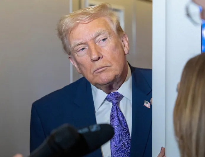 من الطائرة الرئاسية إلى بركان الشرق الأوسط: تصريح ترامب يقلب الطاولة