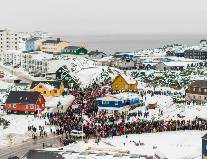 كنز الجليد: كيف تحولت غرينلاند إلى قلب التنافس العالمي؟