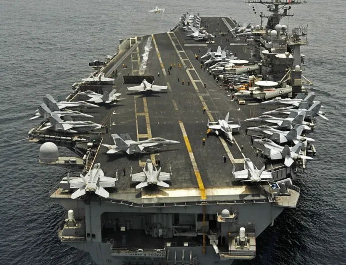 بين “صفر تخصيب” وسقوط النظام: هل تدق واشنطن أبواب الحرب مع طهران؟