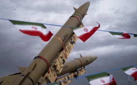 روسيا تشحن أسلحة ومكونات مسيرات إلى إيران لتعويض ترسانتها المتضررة