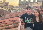 أم تحاول إغواء ابنها المراهق بسحر إيطاليا