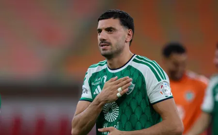 أمير سعودي يشيد بموقف لاعب أهلي جدة التركي تجاه المملكة