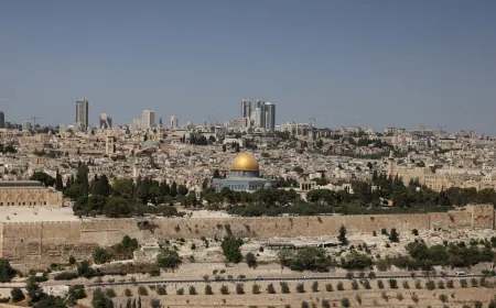 "باطل ولاغٍ".. 19 دولة عربية وإسلامية تدين افتتاح كولومبيا سفارتها في القدس