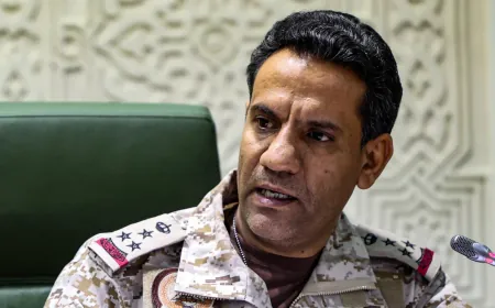 "التحالف" يعلن اعتراض وتدمير مسيّرات وصواريخ أُطلقت باتجاه السعودية