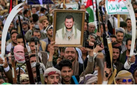 مراسل نيوز | إيران تُصدّر نفوذها عبر الحوثيين: حين تتحوّل العقيدة إلى سلاح وقرار الحرب إلى ورقة إقليمية