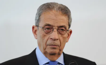 علاء مبارك يعارض عمرو موسى بتصريح عن "الخشية من تغييرات قواعدها ألا تكون مصر قائدة للمنطقة"