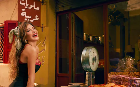 نانسي عجرم تتألق بإطلالة جريئة في كليب جديد