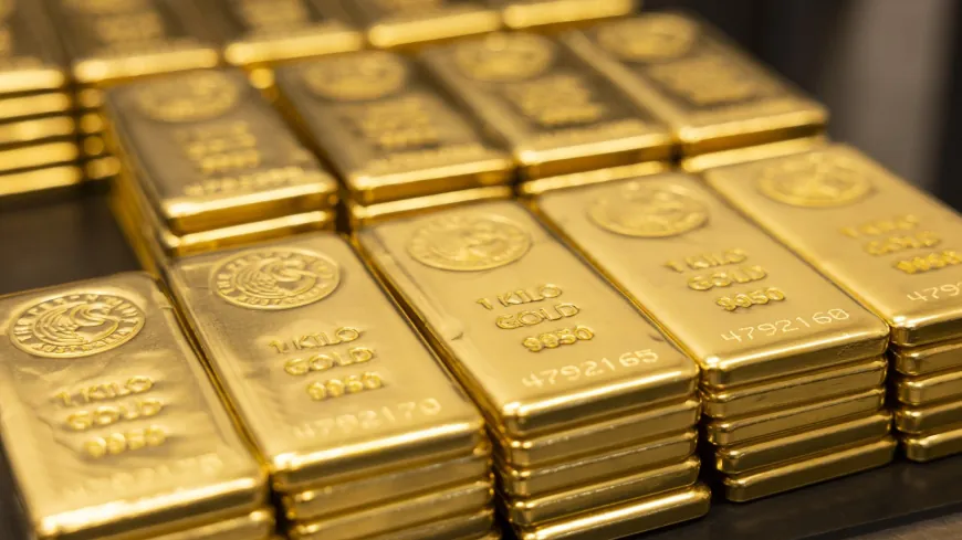 الذهب يتجاوز 4200 دولار بدعم صناديق الاستثمار وتراجع مخاوف التضخم