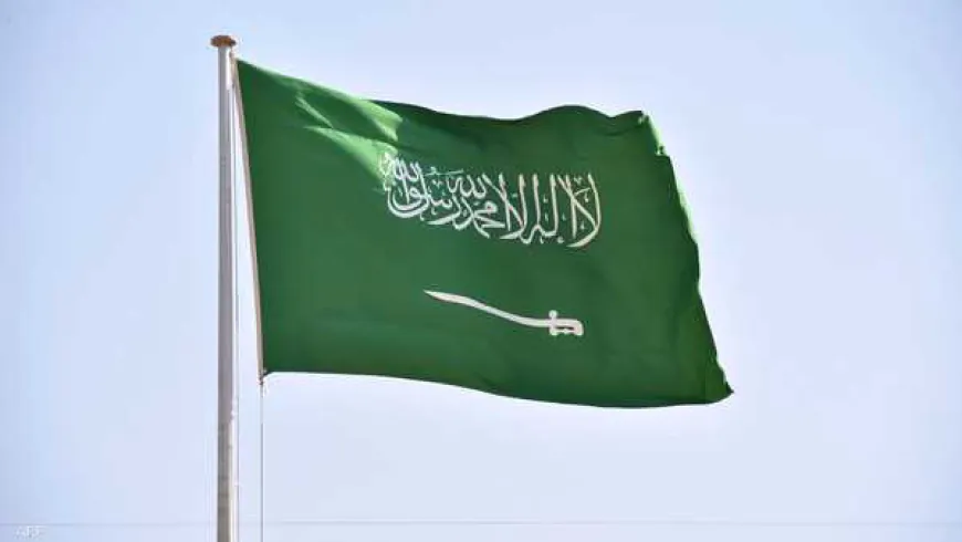 السعودية تعلن تعرض مطار الدمام لهجوم