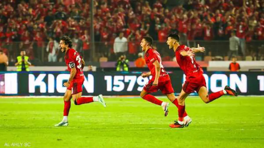 الأهلي يحسم القمة 133 أمام الزمالك ويتصدر الدوري المصري