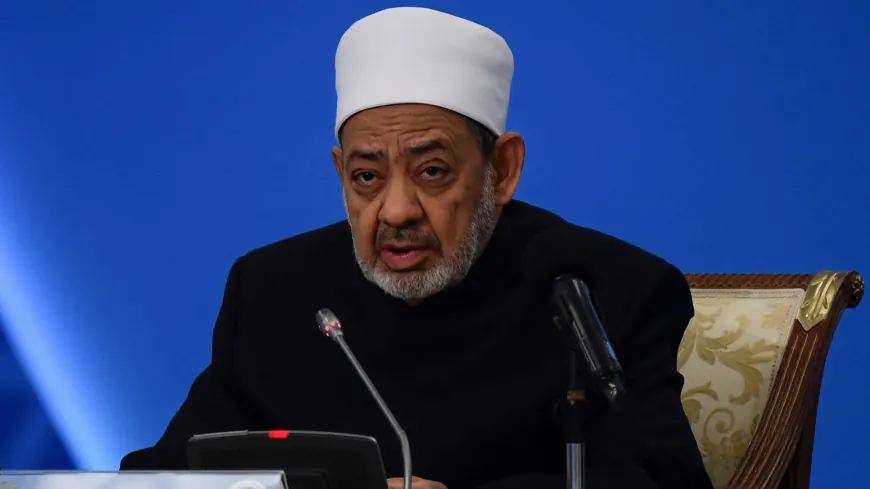 الأزهر يندد بالهجمات على مطار الملك خالد ويؤكد انتهاكها للشرع الدولي