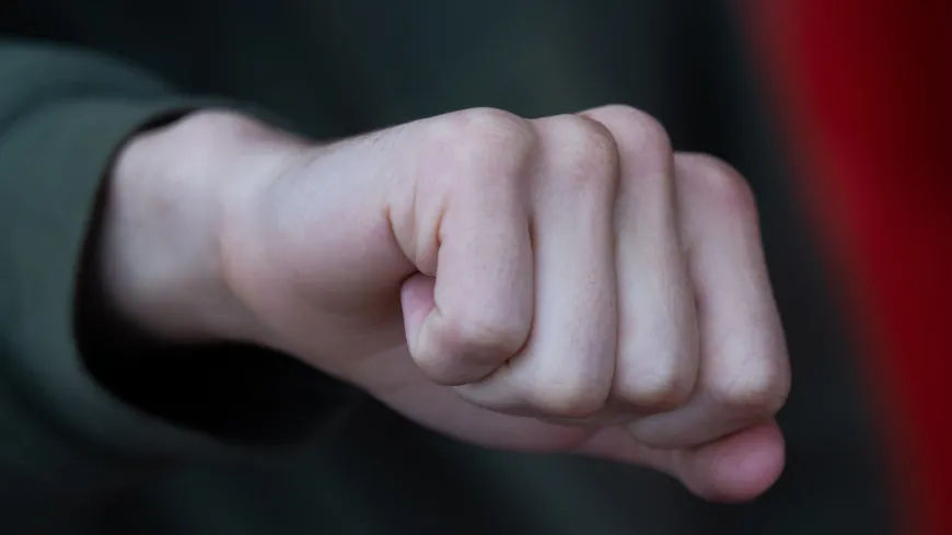 ما علاقة قوّة قبضة اليد بصحّة الدماغ مع التقدّم في العمر؟