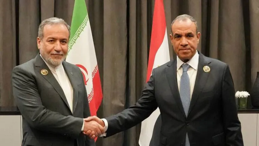 وزيرا خارجية مصر وإيران يبحثان تعزيز العلاقات الثنائية في بغداد