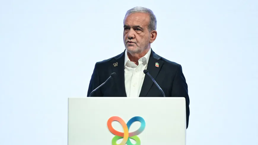 إيران تؤكد رفضها التنازل عن مواقفها في المفاوضات الأمريكية