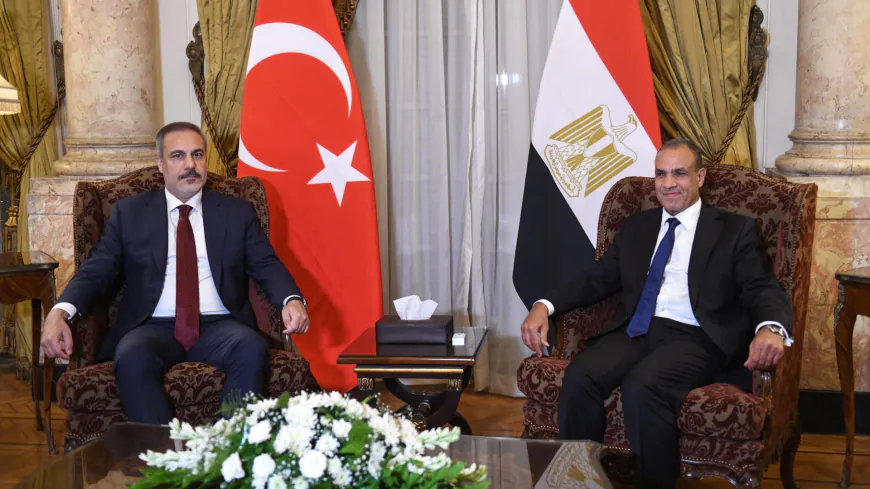 مصر وتركيا تناقشان الملف الليبي وسط خلاف حول ترسيم الحدود البحرية
