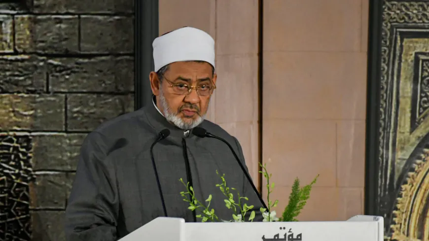 شيخ الأزهر يدين استهداف الحوثيين للمدينتين المقدستين ويدعو للوساطة