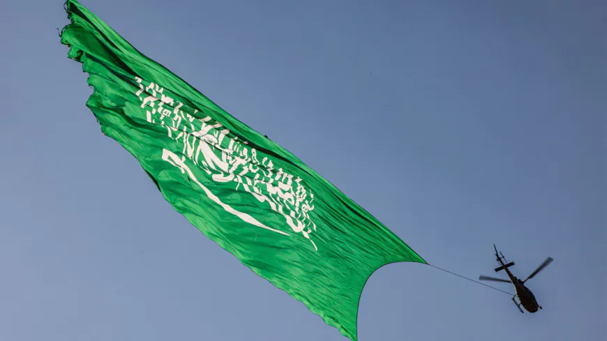 إصابتان وأضرار في منشآت بعد اعتراض صاروخين باليستيين جنوب السعودية
